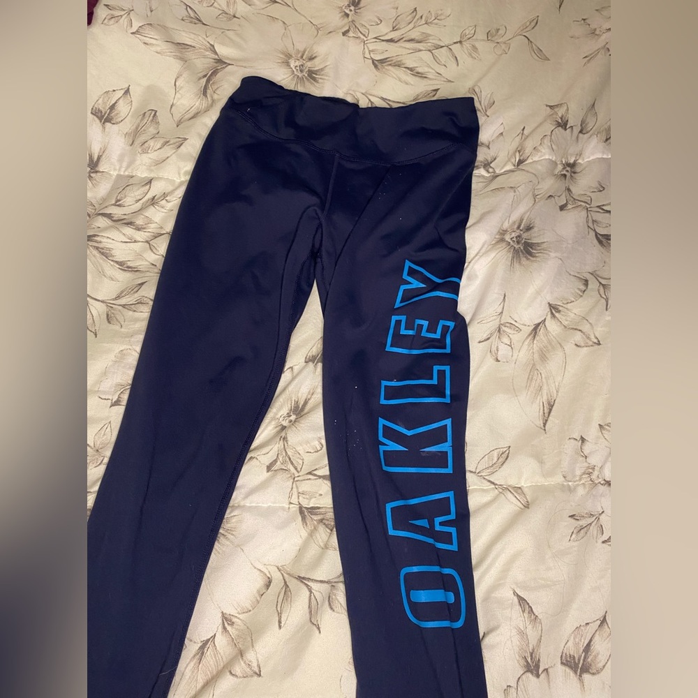 Oakley leggings